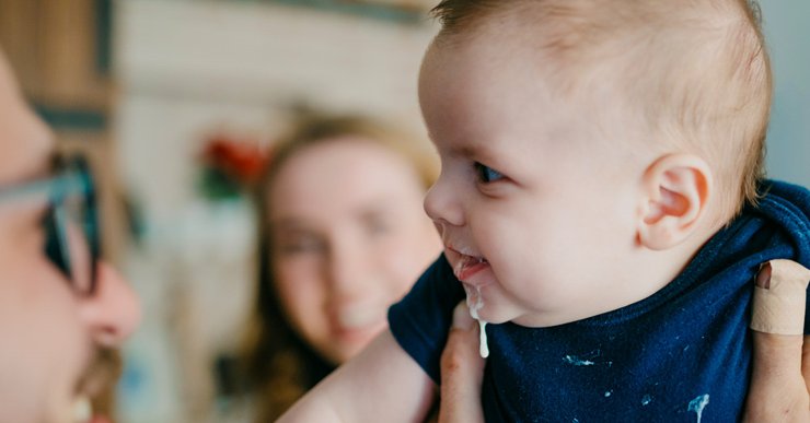 newborn vomiting after breastfeeding
